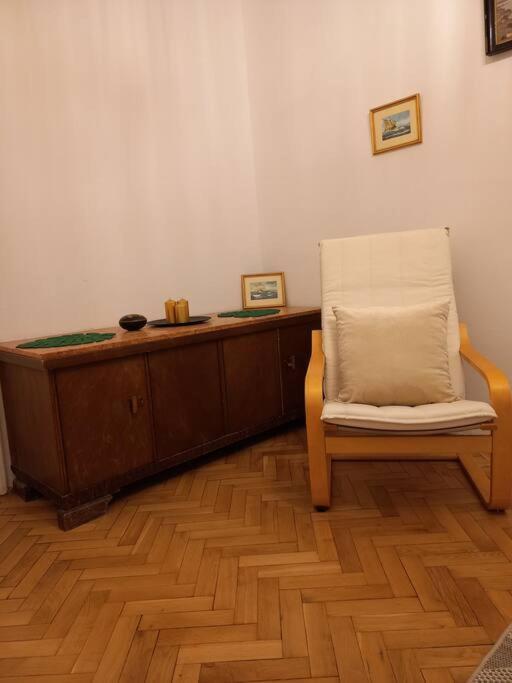Apartamenty - Mi Stare Miasto Varşovia Exterior foto