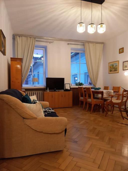 Apartamenty - Mi Stare Miasto Varşovia Exterior foto